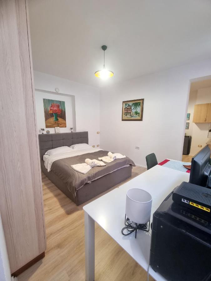 تيرانا Cozy Apartment In City Center المظهر الخارجي الصورة