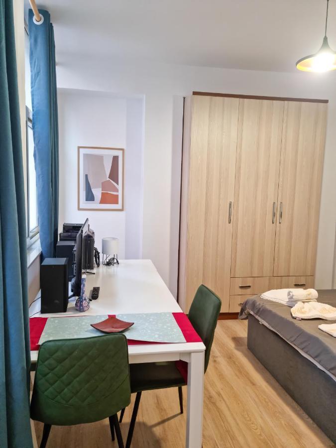تيرانا Cozy Apartment In City Center المظهر الخارجي الصورة
